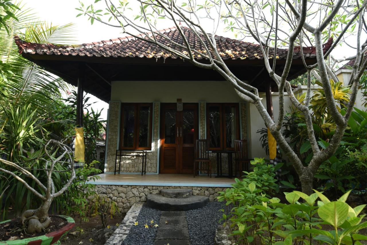 The Tanis Beach Resort Nusa Lembongan Exterior foto
