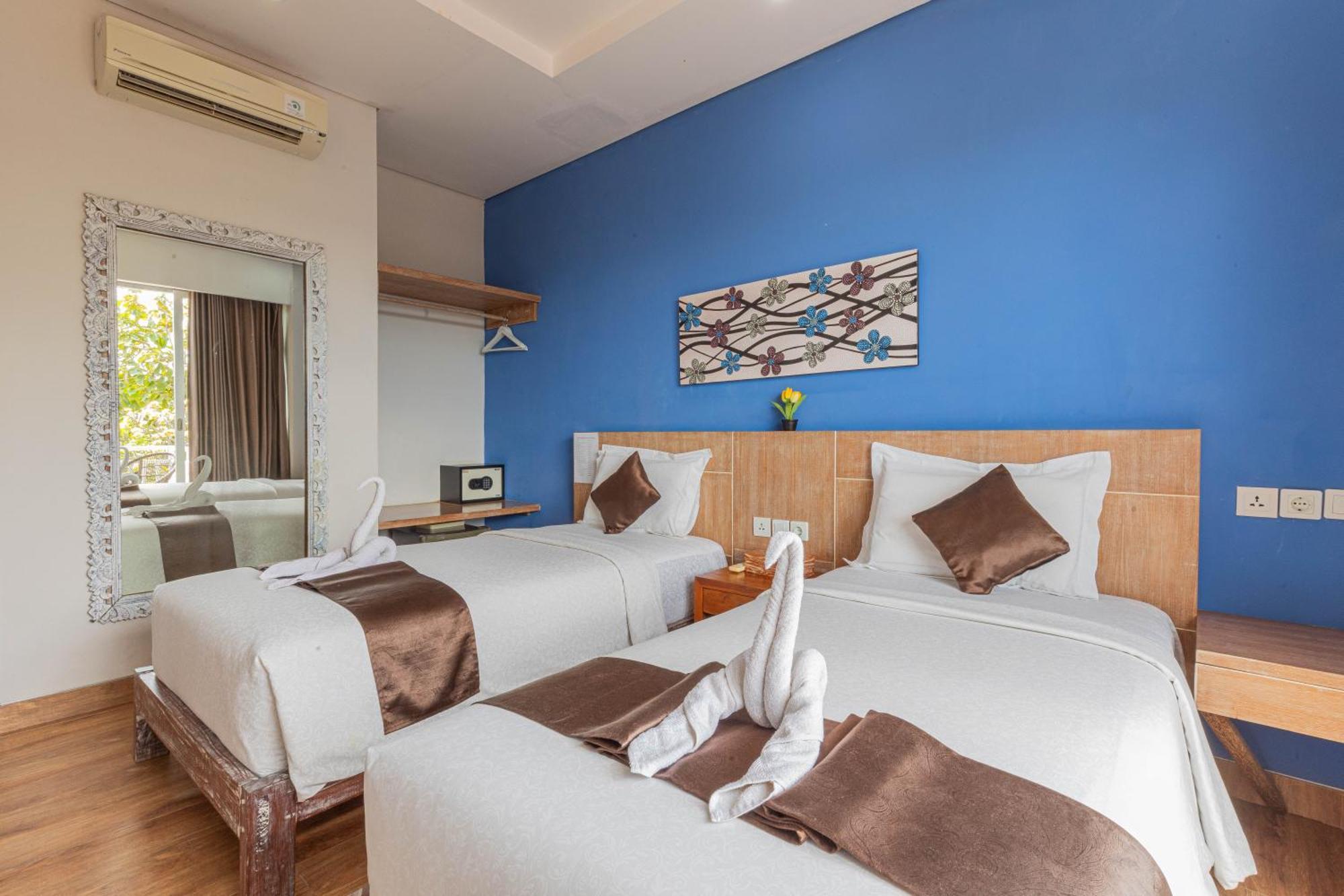 The Tanis Beach Resort Nusa Lembongan Exterior foto