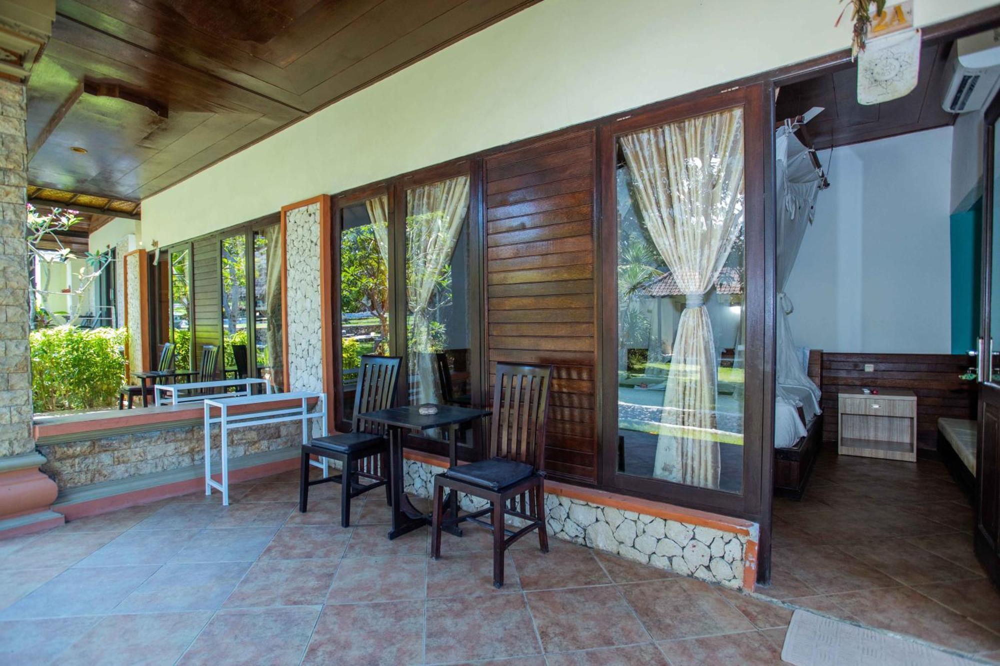 The Tanis Beach Resort Nusa Lembongan Exterior foto