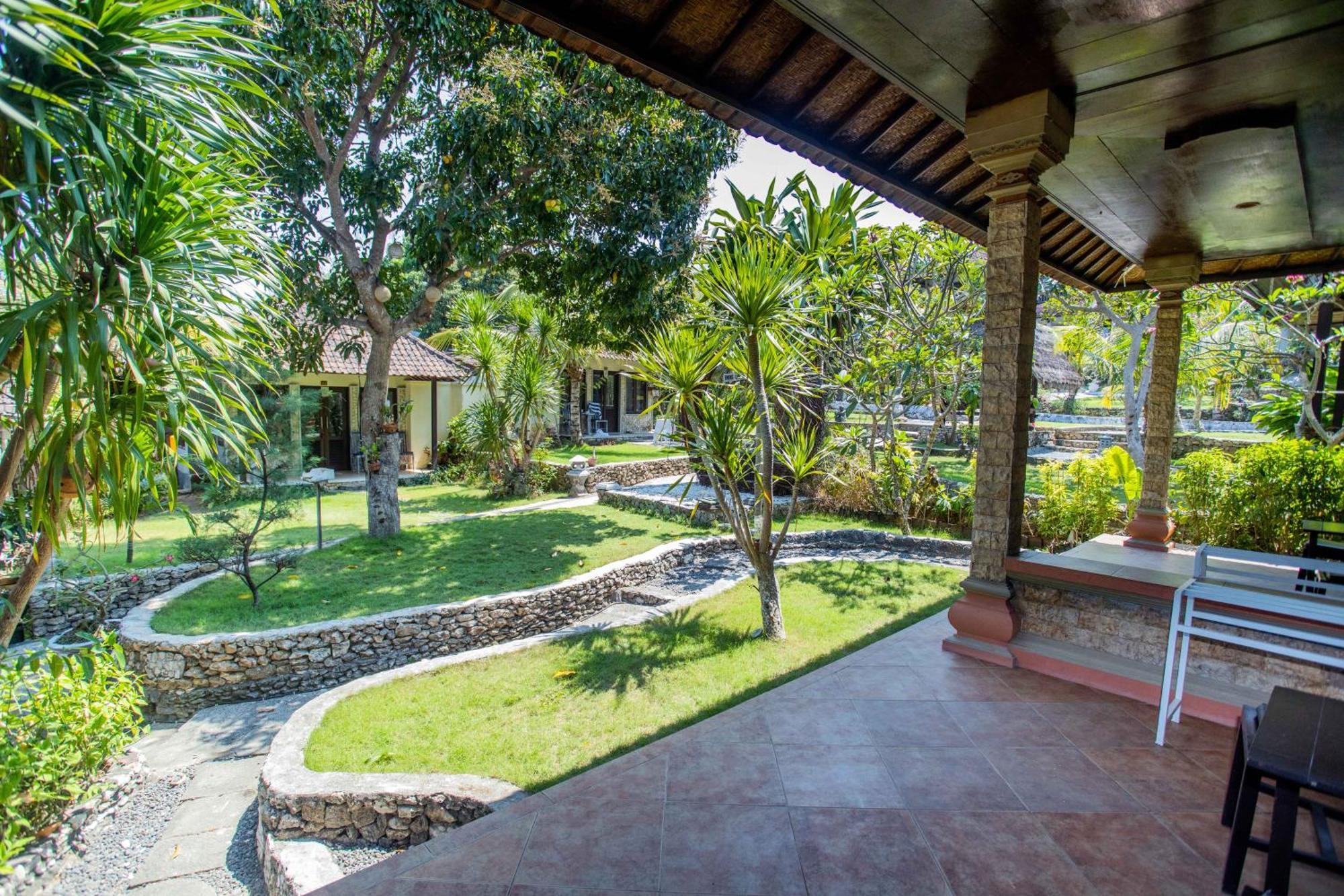 The Tanis Beach Resort Nusa Lembongan Exterior foto
